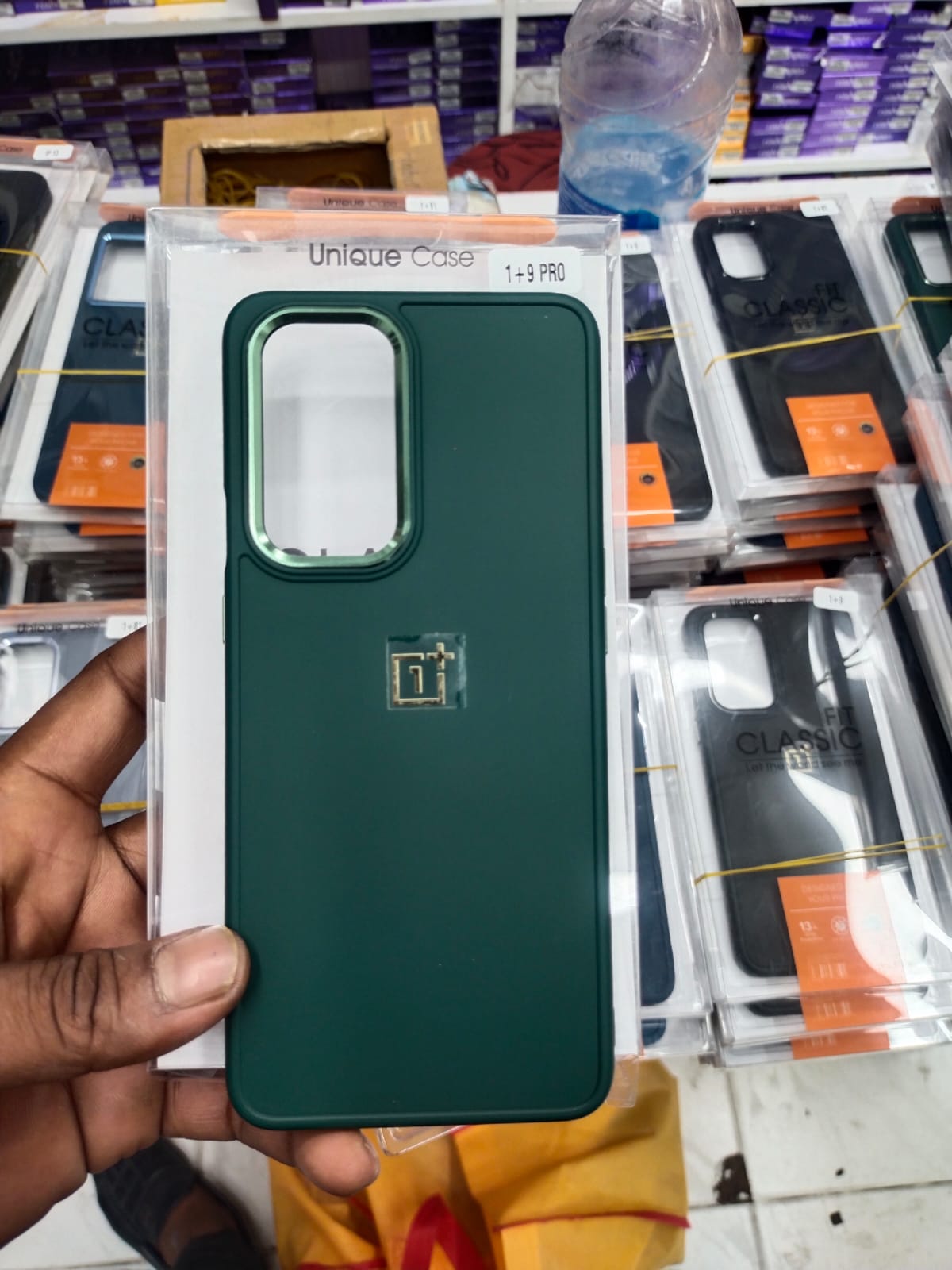 For Oneplus 9R Pro Unique Case New Luxury Silicone Soft Phone Case All-inclusive Back Cover. 
