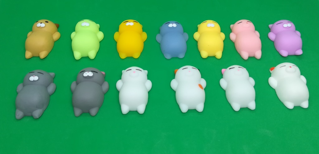 5 Pieces Mochi Squishy Set. 