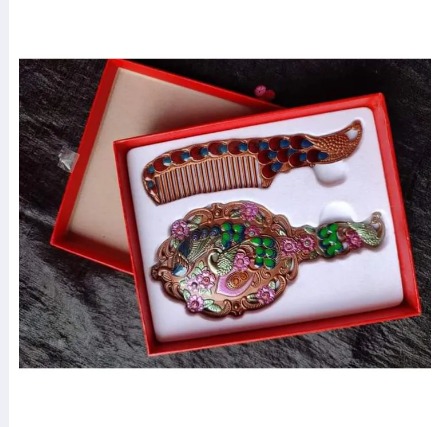 Metallic Makeup Mirror Comb Set of girls/Mirror set for girls/Lady Dressing Mirror Combo Set/Hairbrush with mirror