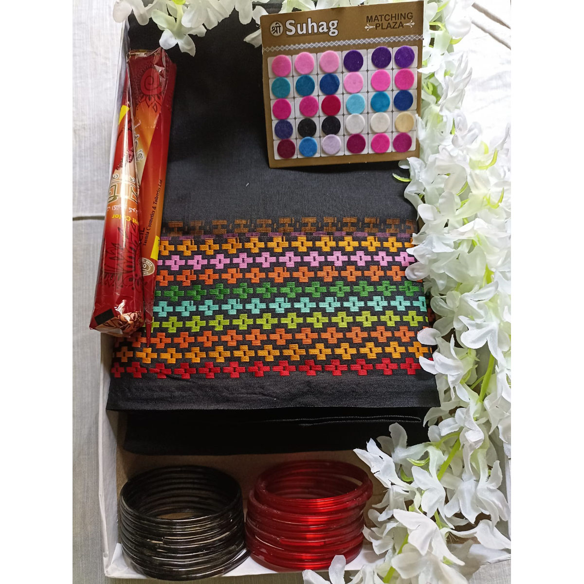 Exclusive Combo Pack (Saree, Curi, Mehedi, Gajra, Tip) For Your Loved One For Women | Special And Thoughtful Gift Set Comfortable Soft Saree. 