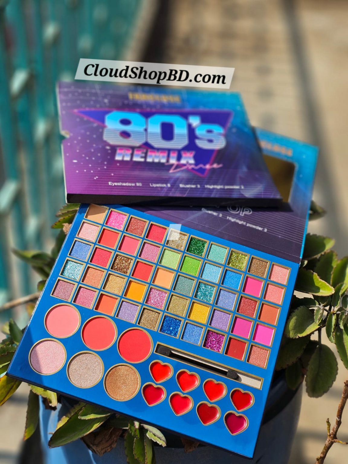 FARCLOSE 80’S Remix Color Pop Eyeshadow Palette