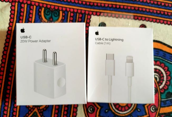 for Iphone charger 20 watt compability with 13 pro max/13 por /13/12 pro max/12/11por max/xsmax/xr/8/se2020. 