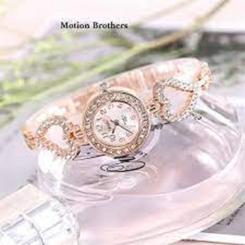 Gift Item Love Shaped Watch Analog Watch Rhinestone For Girls. 