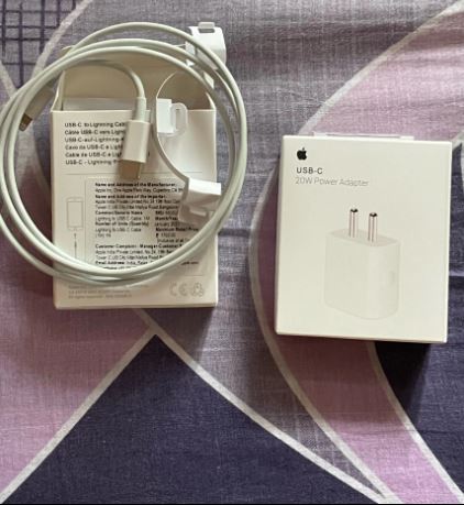 for Iphone charger 20 watt compability with 13 pro max/13 por /13/12 pro max/12/11por max/xsmax/xr/8/se2020. 