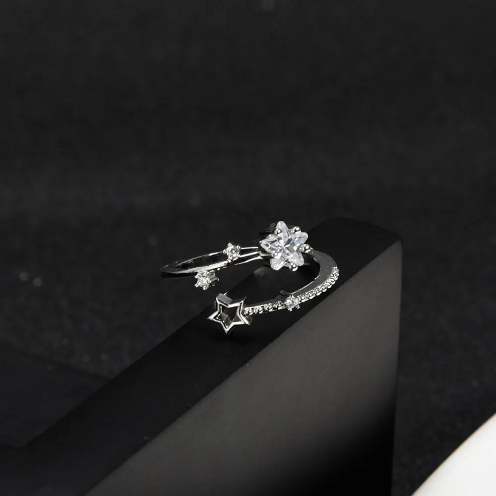 Korean Silver Color Five Pointed Star Rings for Women Simple Zircon Cross Opening Adjustable Finger Rings Jewelry Party Gift