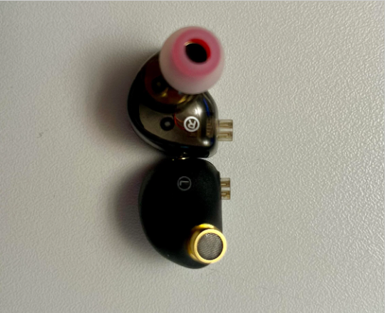 Tripowin Piccolo Dynamic Driver in Ear Monitor, Dual-Cavity IEM Earphones. 