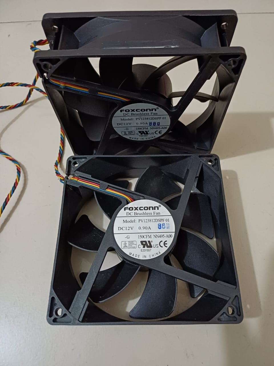 DC Brushless Hi Speed Cooling Fan FOXCONN PV123812DSPF 01 12V 0.90A 5’*5’ inch 15000 RPM Air Compatible devices Server 4-wire interface. 