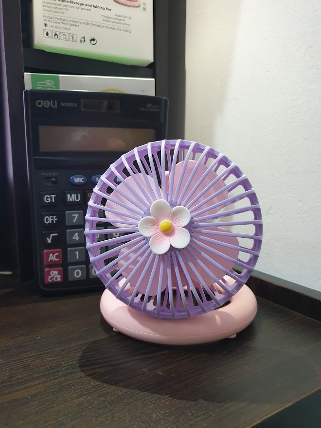 Mini Storage and folding Fan Silence USB Charging Third Gear Wind Speed Fan. 