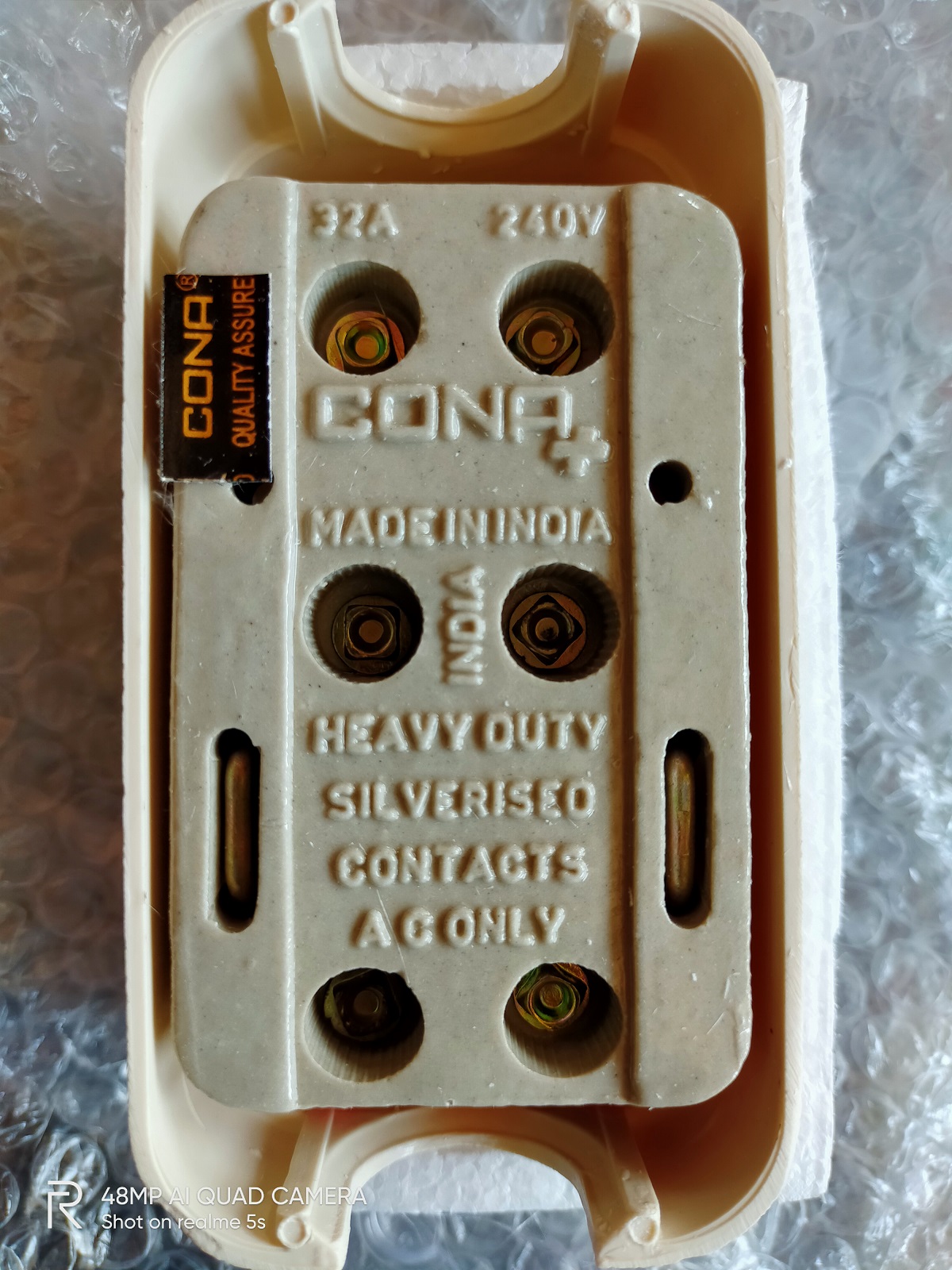 Cona On-Off Dp Switch. 