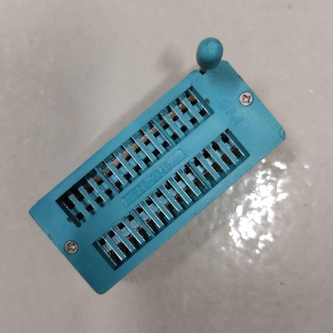WIDE 28 Pin Wide IC Universal ZIF Socket 28Pin Leads DIP 28 Pins 2.54mm Pitch IC Chip ZIF Sockets Adaptor For Electric Fittings Universal IC Test And Program Leads. 