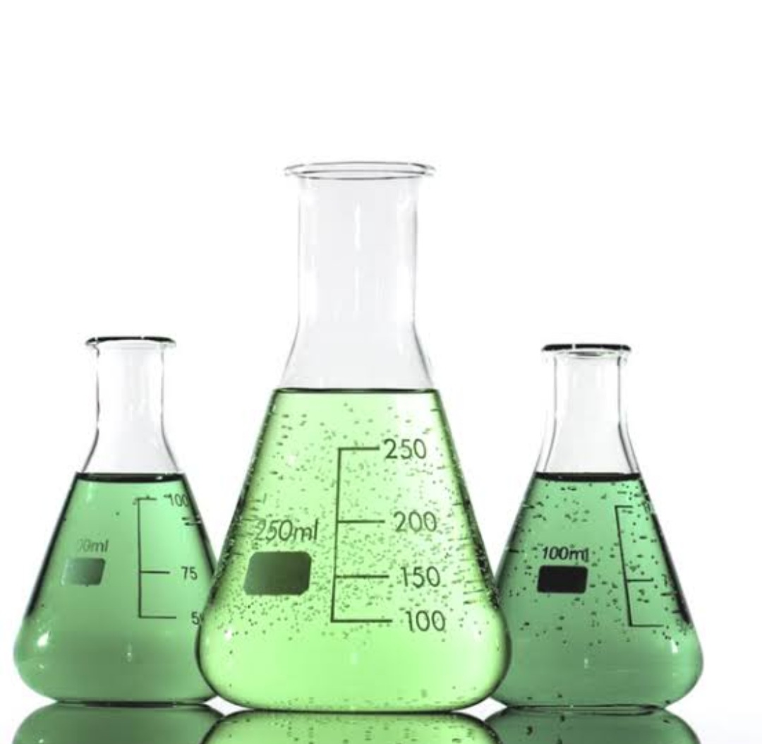 PYREX 250ML CONICAL FLASK GLASS FOR LABORATORY USE. 