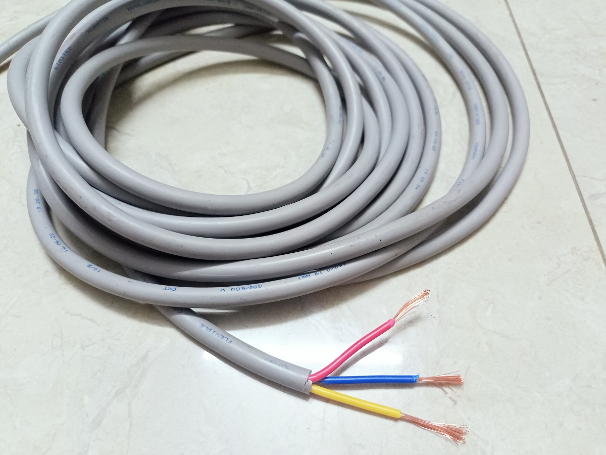 BRB Three Core Cable 40/76-1.2 RM*3-12 Feet Flexible PVC Insulated Copper Wire For AC/DC Electric & Solar Line - Multi Plug - Multi Plug. 