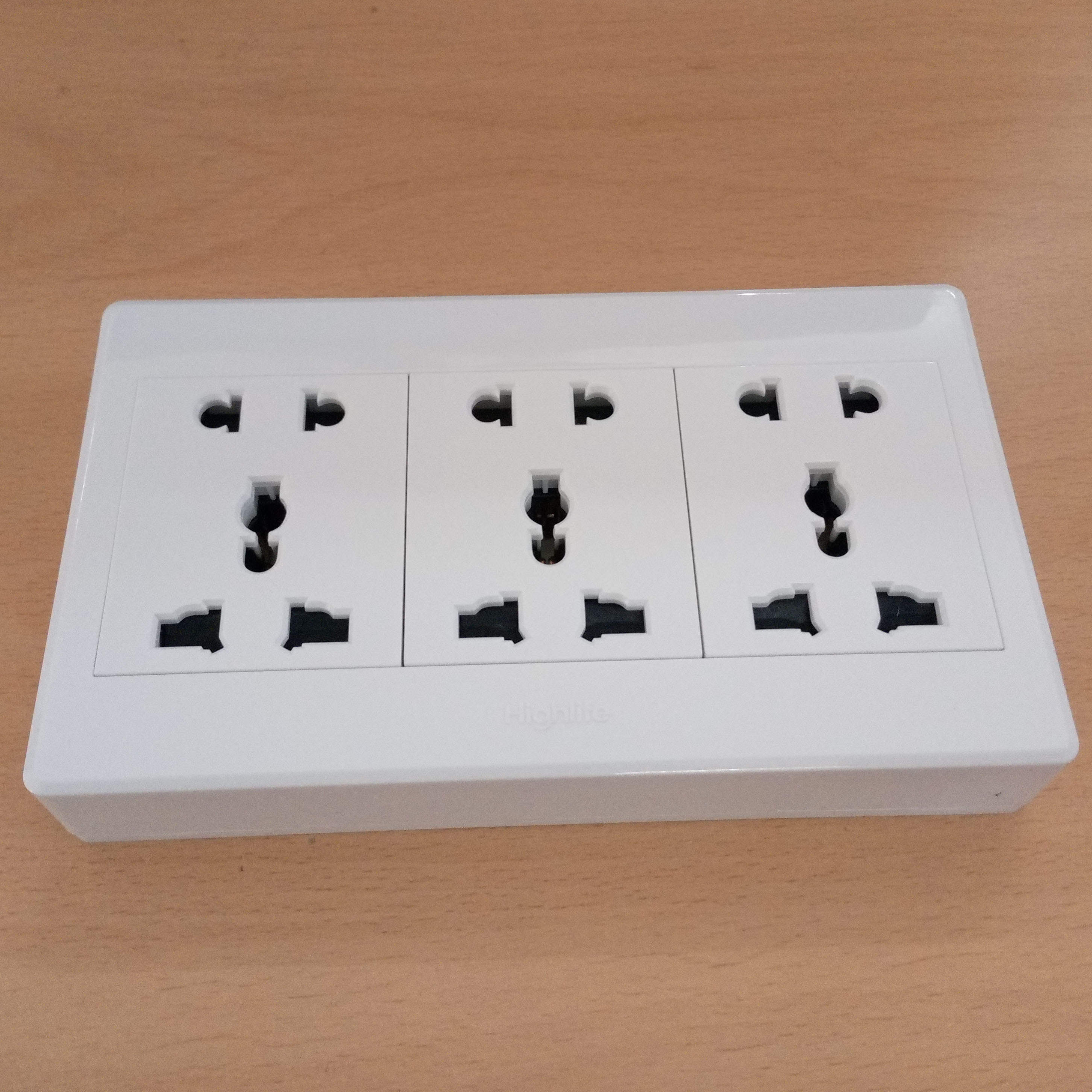 Electric Multi Socket 3 Pin Socket, 2 Pin Socket, MK Socket. 