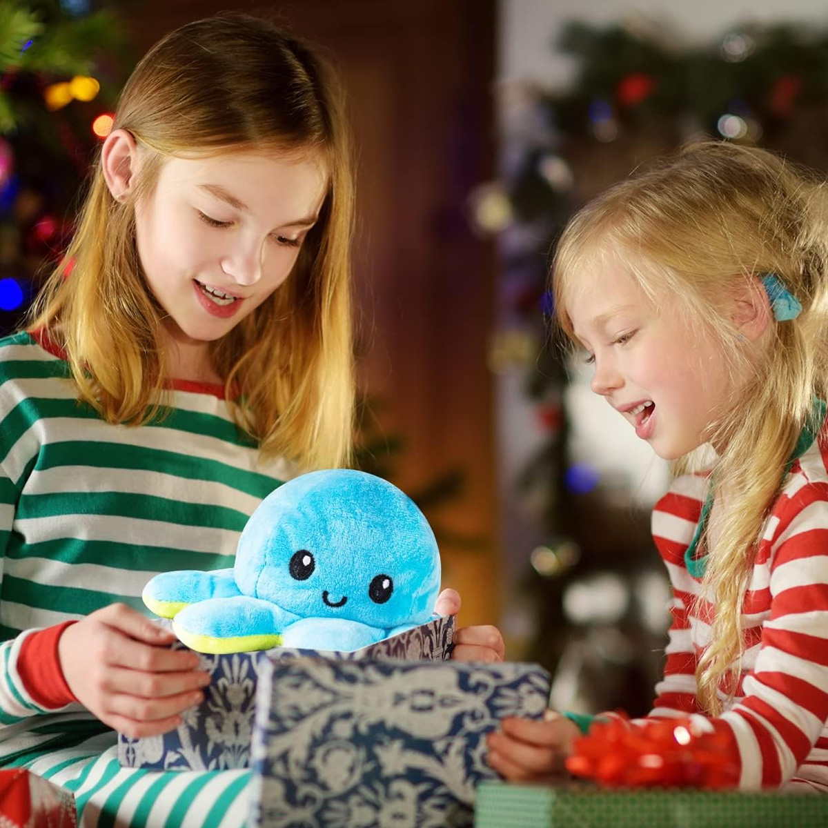 Add Fun to Playtime with a Reversible Octopus Plush Toy Doll for Children – Soft and Adorable, Easy to Use and Clean, A Unique Choice. 