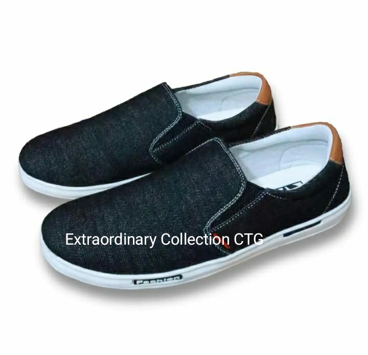 Porno boshqa birovning uxlayotgan jojasini sikadi