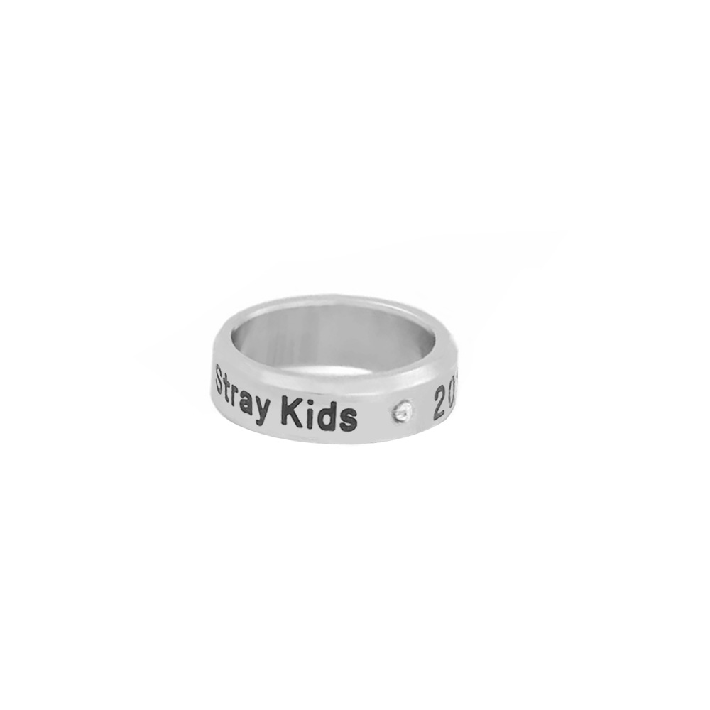 Factory direct StrayKids peripherals, Hwang Hyun Chen, Lee Yong Fu, Fang Can, Han Zhi Cheng Name, Birthday Ring, Tail Ring. 