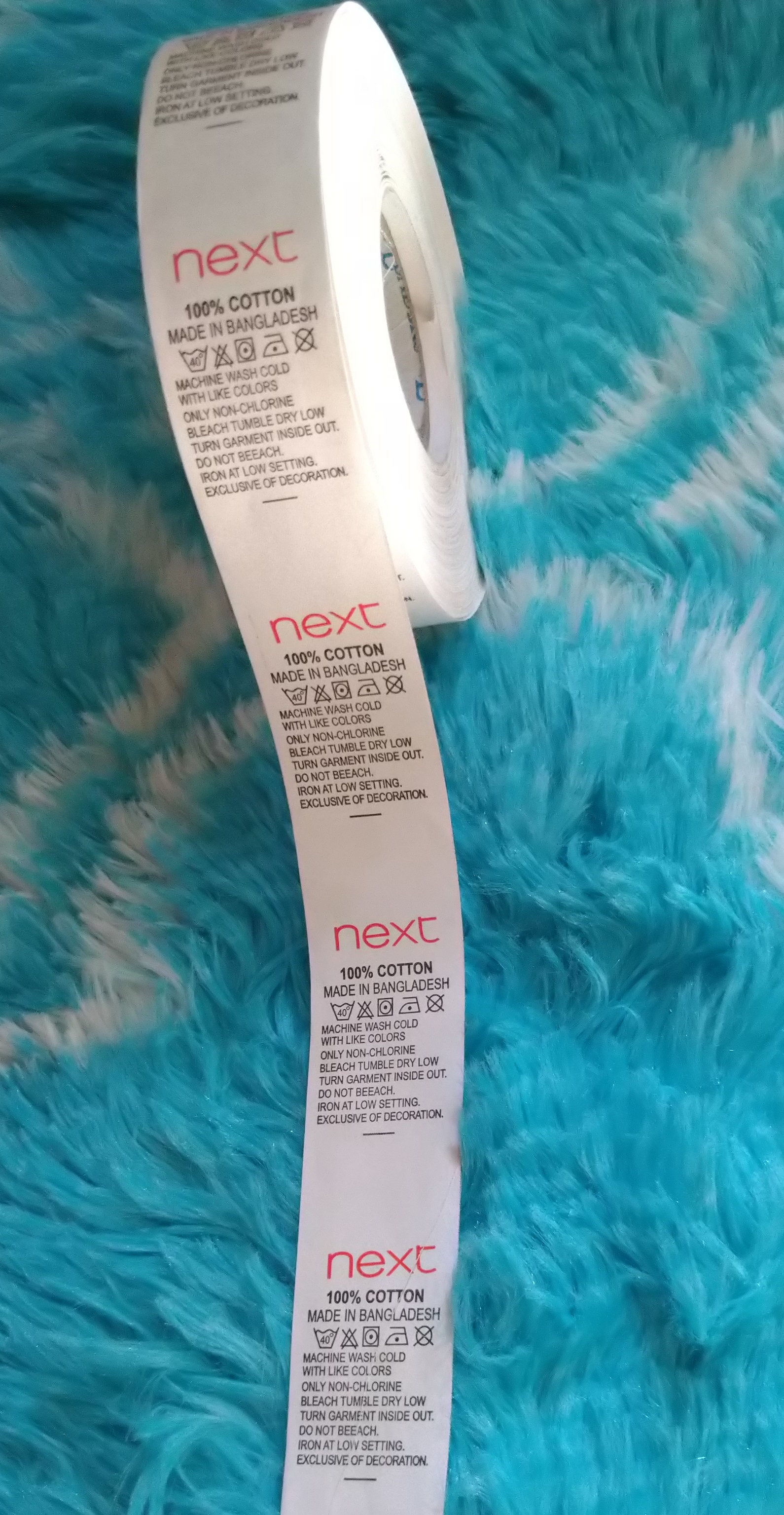 care label (Puma, Zara,H&M,next , blank )200 pcs /1roll. 