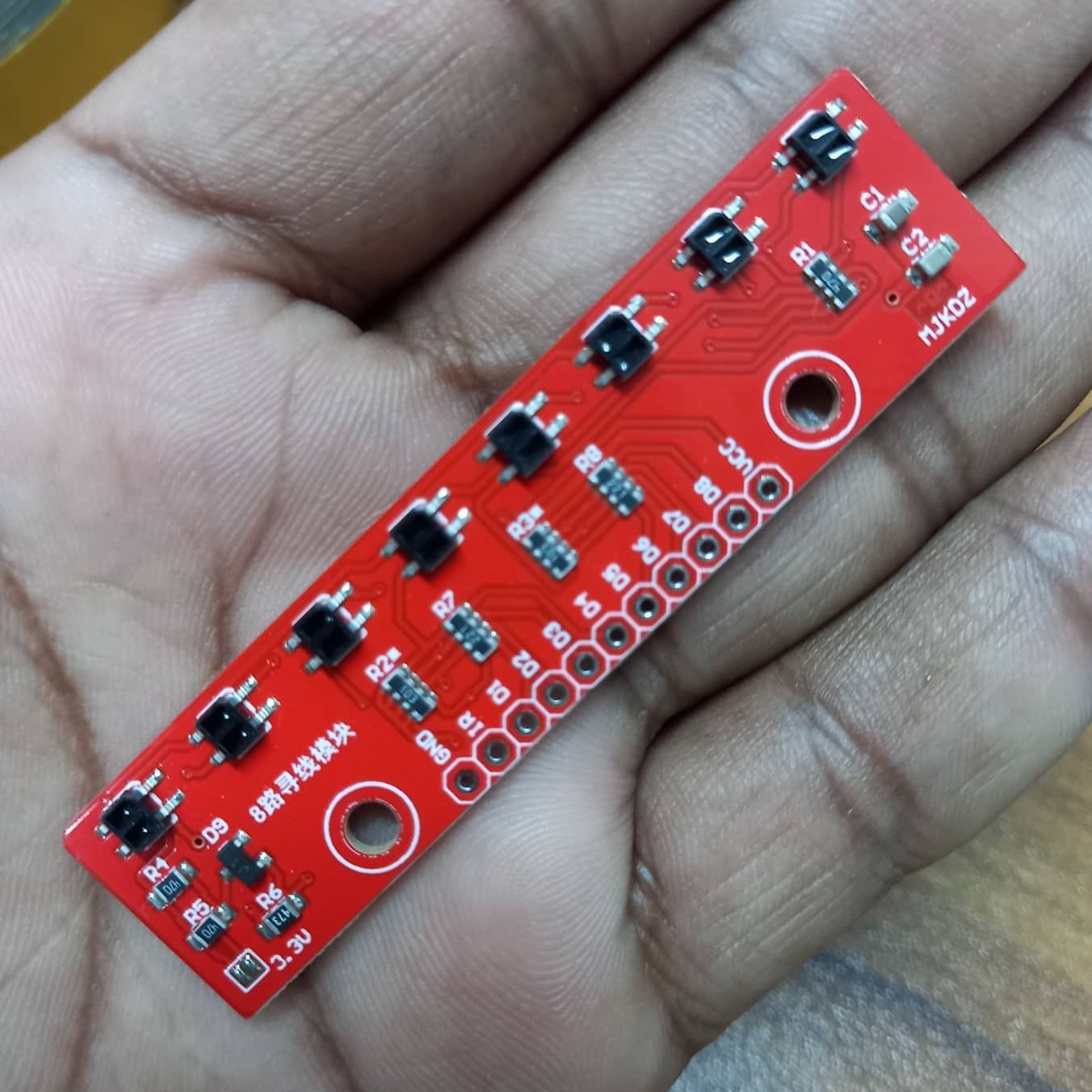 QTR-8RC 8 Channels Digital Infrared Reflectance Sensor Array QTR-8RC IR Infrared Line Tracking QTR 8RC 8 Channel Sensor Array HYS301 Line Following Sensor Module For Arduino 11 Pin Leads. 