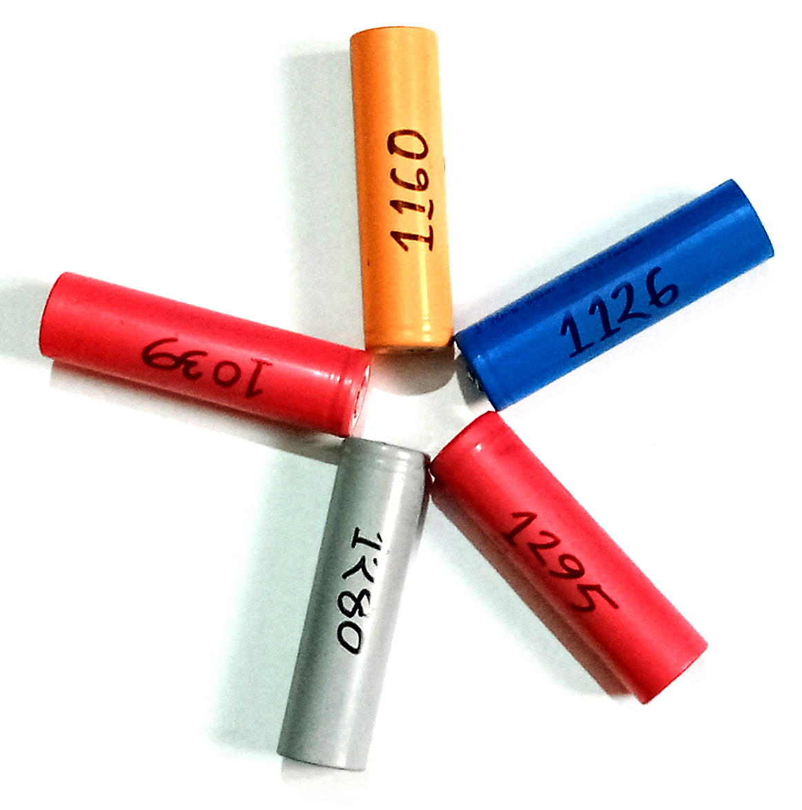 1000-1299 mAh 5 Pic Lithium ion battery . Rechargeable old laptop battery cell. Easy to Use.. 