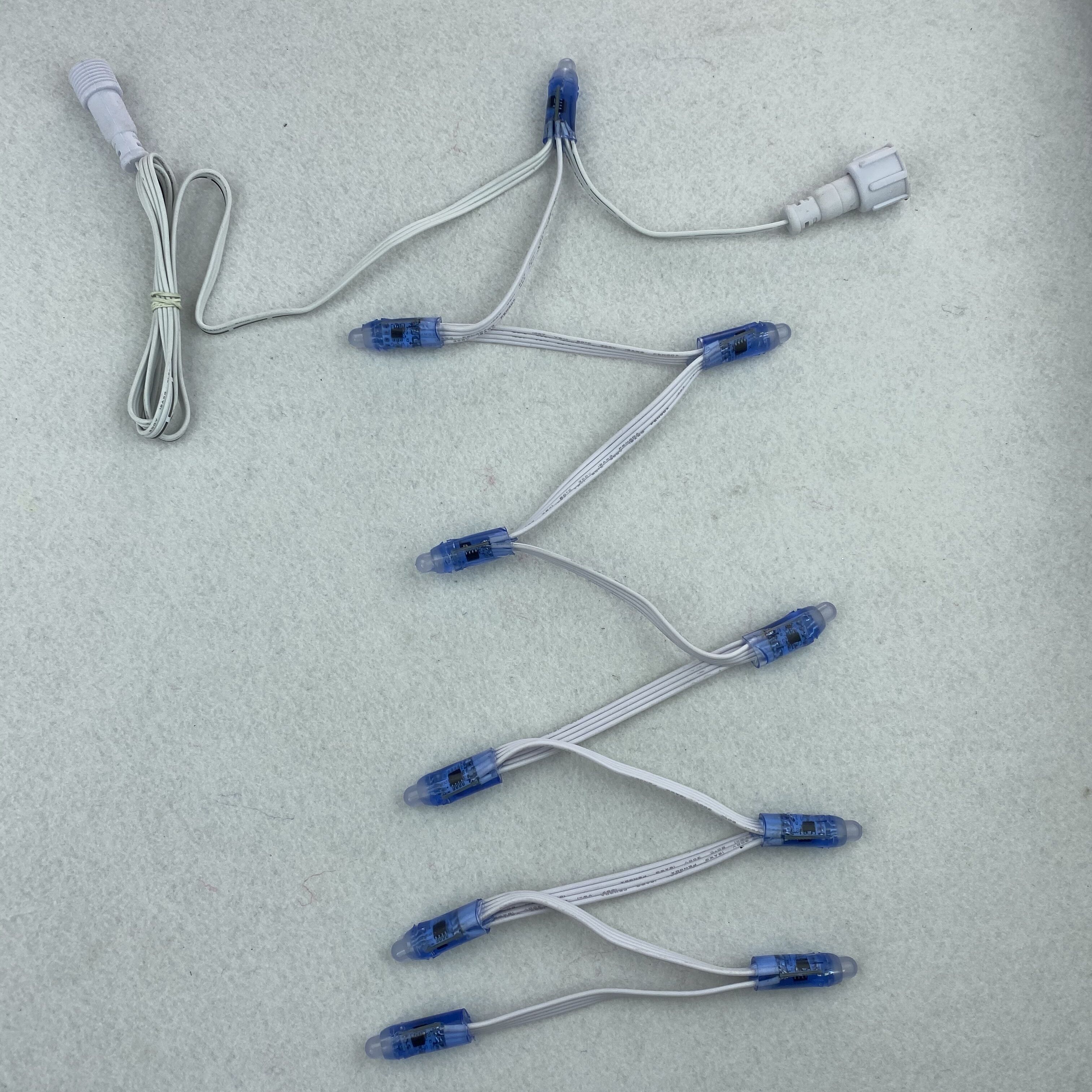 Peace Stake/10 pixels/set 12V WS2811 REGULATED pixels 18AWG Weisure time HITE wire,4’’(10cm) spacing,1-meter cable on XCONNECT pigtails. 