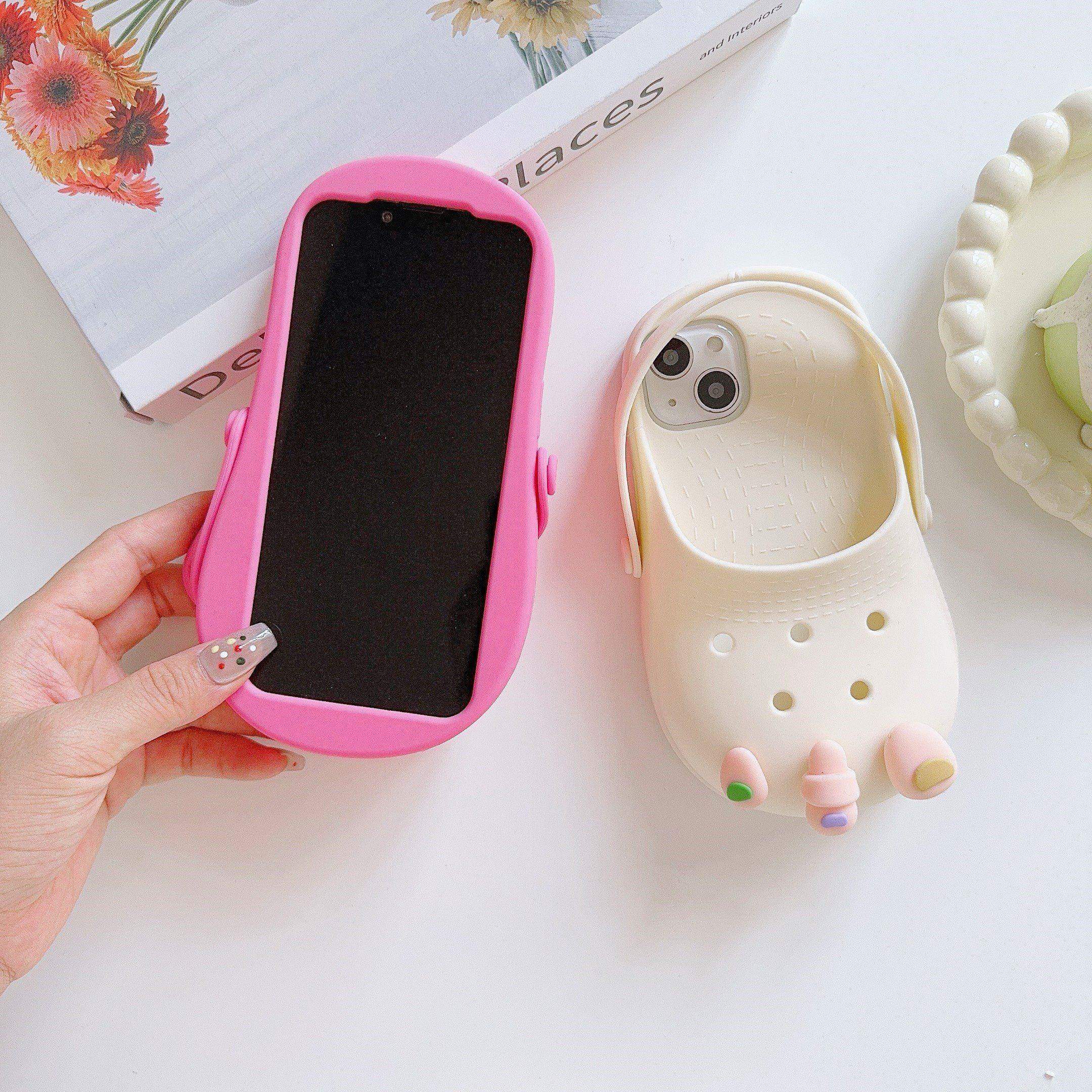 3D Funny DIY Holes Crocs Toes Charms Slippers Summer Soft Silicorelaxne Phone Case for iPhone 11 12 13 14 15 Pro Max Breathable Cover. 