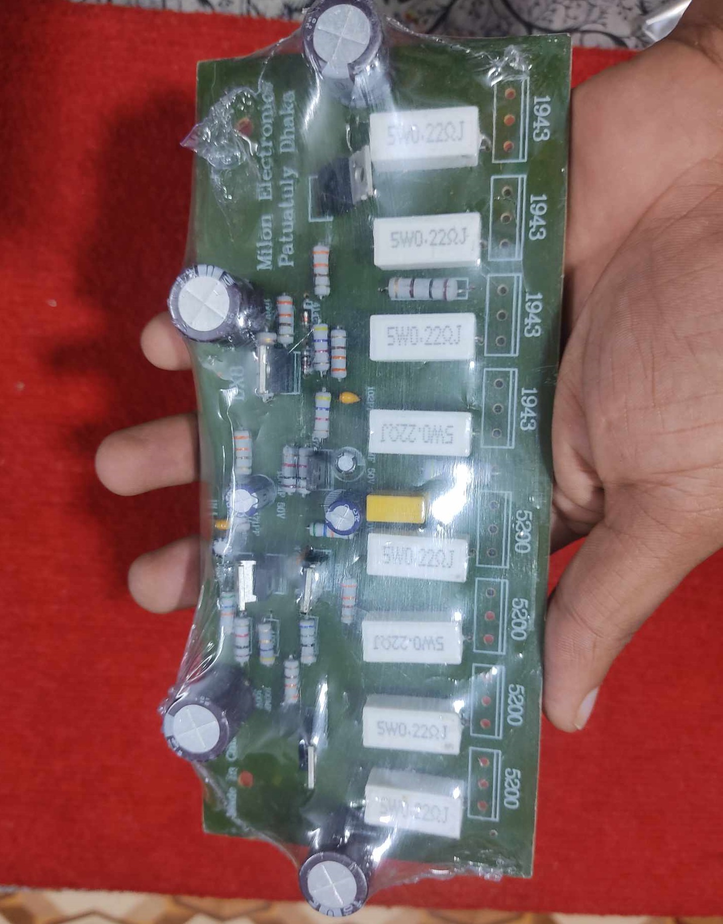 8 Transistor Amplifier Circuit Board For 5200 & 1943 IC Mono 8 Transistor Amplifiers Board IC (Not Included) 8 Transistor Circuit 8 Transistor Board 8 Transistor Amplifier Circuit For 5200 1943 IC. 