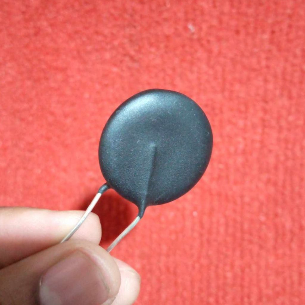 BLACK NTC 10D-25 25mm Leaded Epoxy Coated Thermistor Temperature Sensor NTC 10 Ohm Thermal Resistor 10 Ohm Thermistor 2 Pin Leads 10 Ohm NTC 10 Ohm Temperature Sensor. 