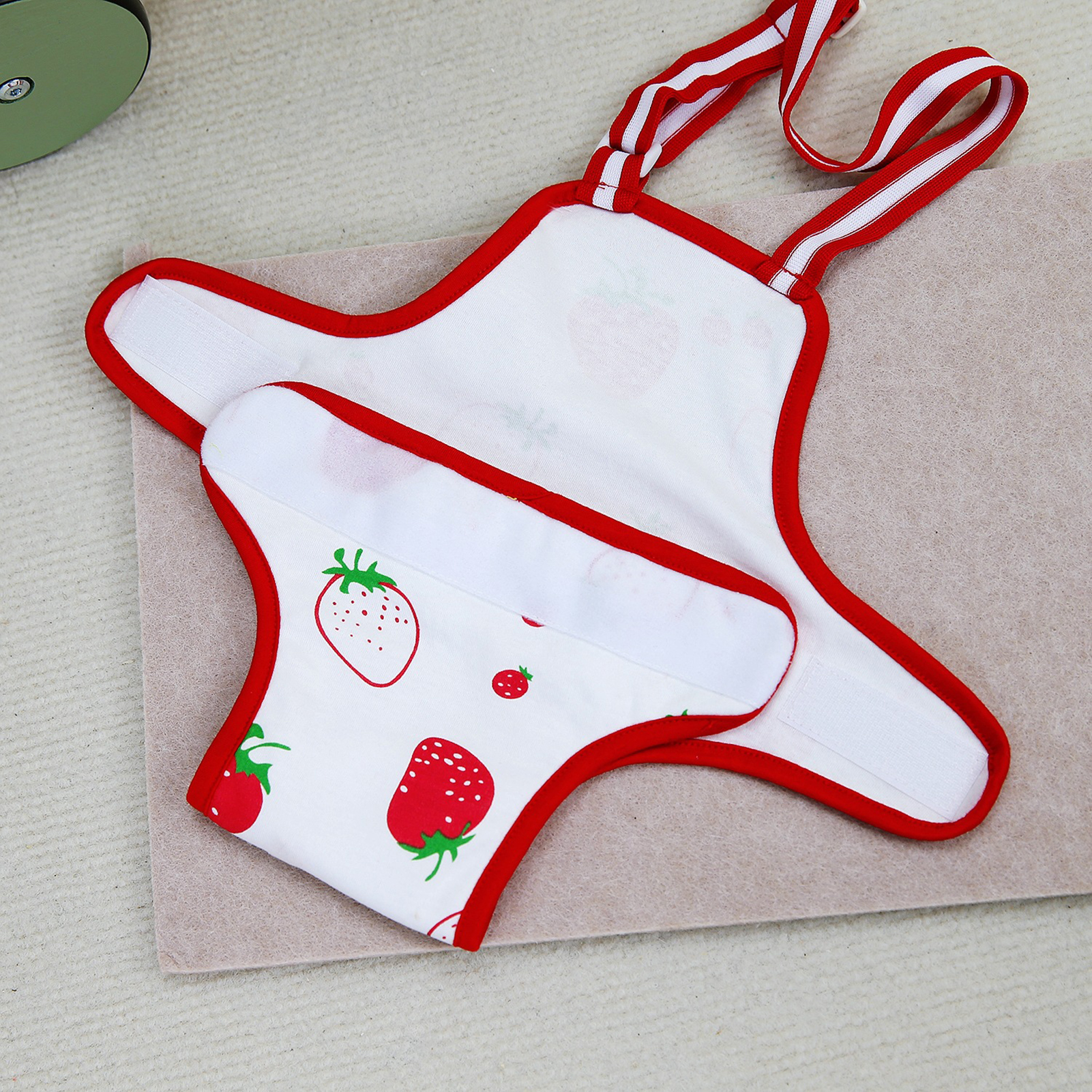 Cat Neute g Recovery Suit Strawberry Pattern Pet Surgery Recovery Suit for Small Dog Kitten -licking Jumpsuit with Hook Loop Closure Breathable Attire Recovery Suit for Cats After Surgery. 