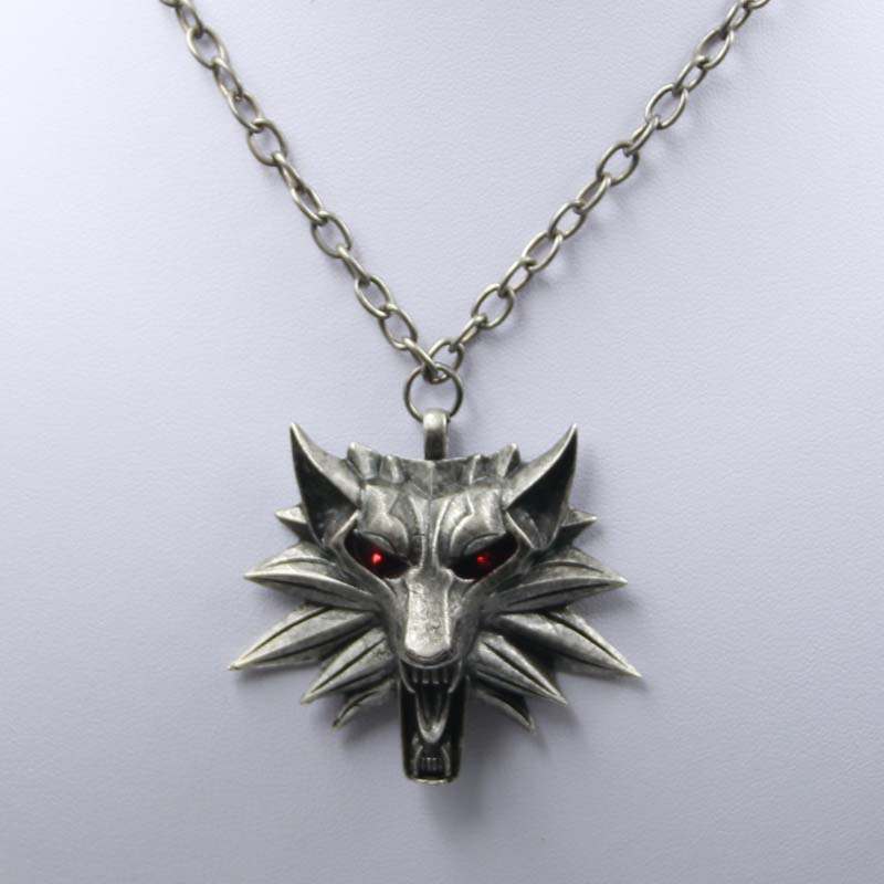 【Universal Car Parts Store】【Universal Car Store】Wizard school wolf head Medallion chains necklace wild tribe Series monster hunter games animal wolf pendant necklace. 