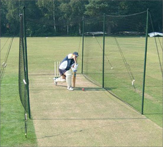 Cricket Practice Net - Train Like A Pro With This Professional-Grade Cricket Practice Net, Sized At 42 X 8 Feet To Accommodate Rigorous Training Sessions. 
