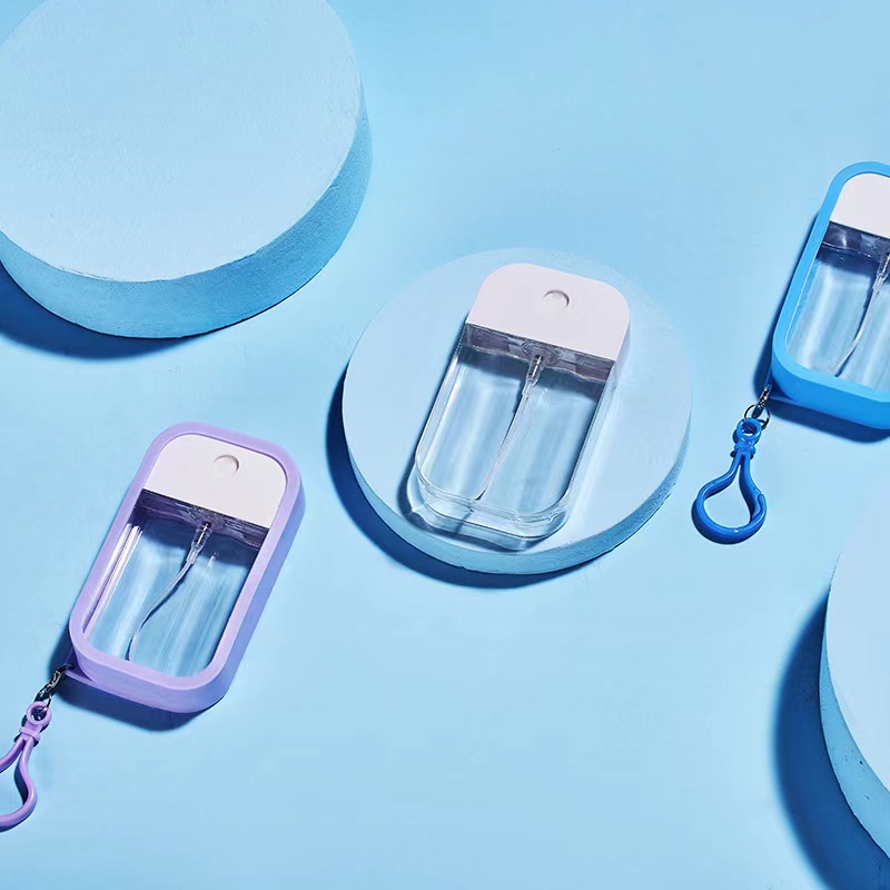 Portable Card Type Spray Bottles Free Jelly Case Plastic Alcohol Refillable Fine Mist Sprayer Portable Flat Shape Atomizer Pump Applicator for Empty Freshener Cologne Hand Sanitizer Dispenser Cosmetic Container, 50ml. 