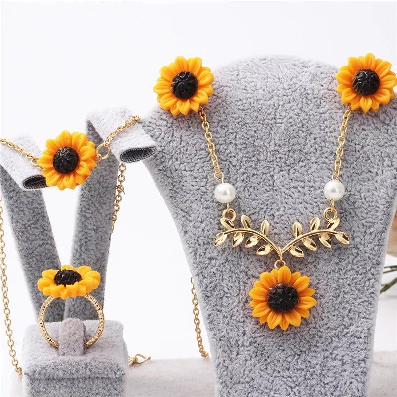 4Pcs/Set Sunflower Pendant Necklace Stud Earrings Ring Bracelet Jewelry - Necklace For Girls