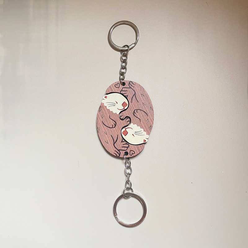 1Pair Wooden-Keychain Otters Shape Pendant Keyring Personalized Matching Puzzles Animal Keychain For Backpack Hanging Decoration. 