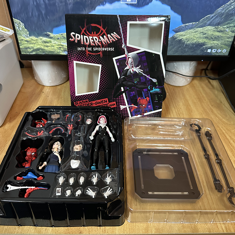 Sv Action Gwen Stacy Action Figure Collection Sentinel Spider Gwen Marvel Spider-Man Into the Spider Verse Figures Model Toys Superman. 