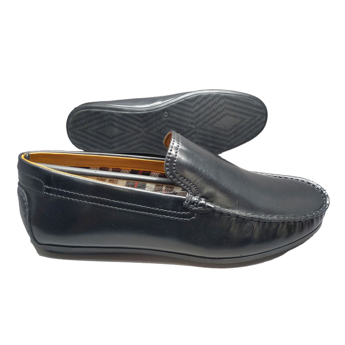 closed loafer