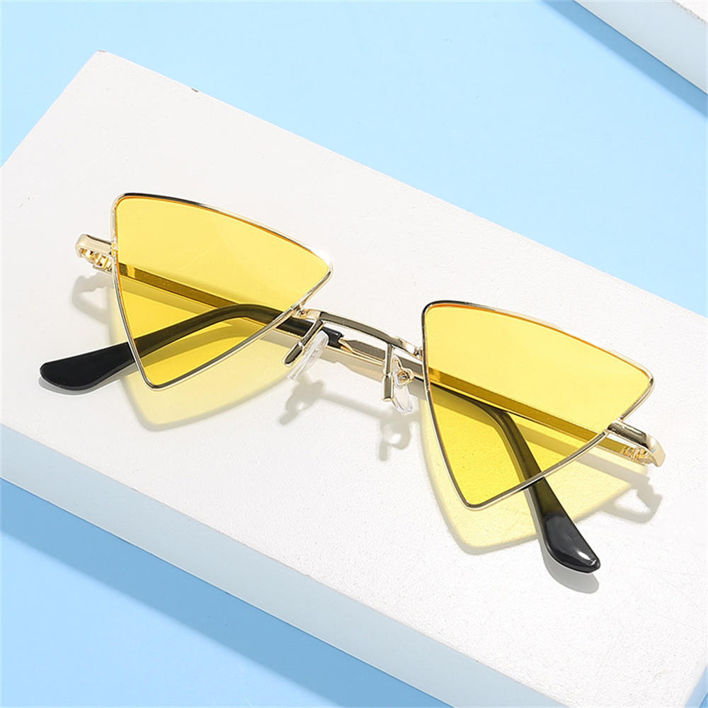 Small Size Triangular Punk Sunglasses Retro Y2k Style Metal Frame Hippie Triangular Shades Colorful Lens Tinted Lens Triangular Eyewear for Costume Parties Streetwear Fashion Music Festivals. 