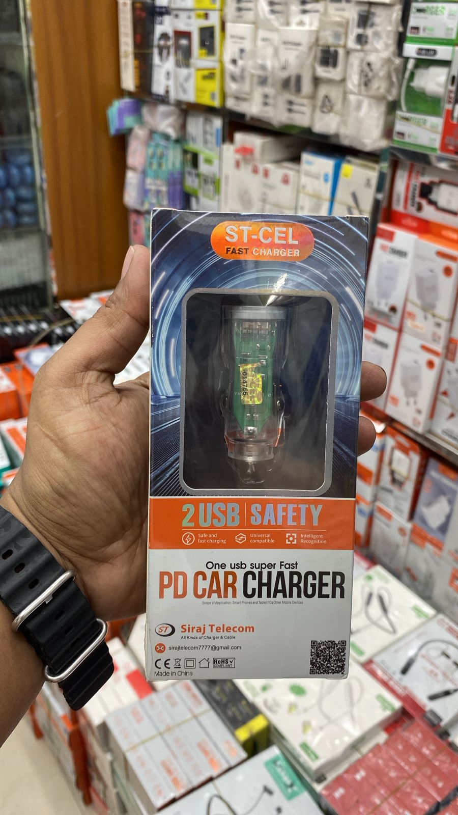 ST-CEL 45W Dual Port PD Fast Charging Type-C & USB Car Charger. 
