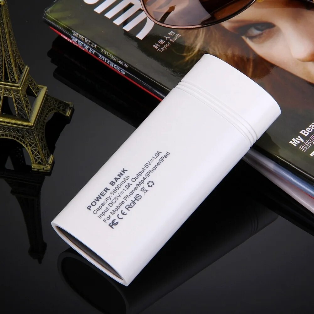 【YIYANGMAOYI111】2x 18650 Battery 5600mAh Power Bank Shell Box with USB Output & Light iPhone / Samsung, Battery Not Included