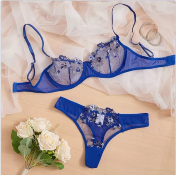 Khapsu Premium Quality Premium Quality Flower Transparent Lace style women bra and panty set. 