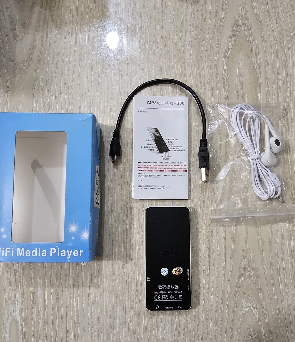 S08 MP3 MP4 Music Player 8GB Button Touch Bluetooth FM. 
