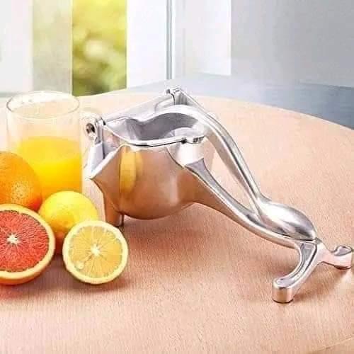 Hand Press Fruit Juicer Detachable Orange Lemon Squeezer. Aluminum Juicer Squeezer! Manual Juicer - Lemon Squeezer Citrus ,Heavy Duty Handhold Press Fruit Manual Juicer , Detachable Lime Squeezer For Health Fruit Juice. 