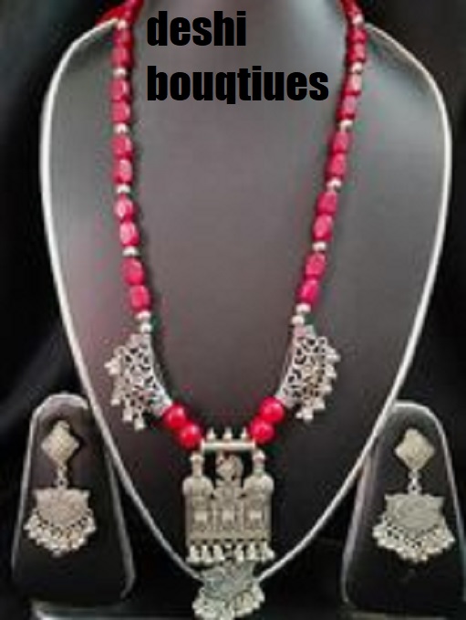 Beautiful Antic jwellery sets for women