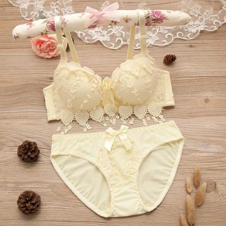 Comfortable and stylish Bra and Panty Set