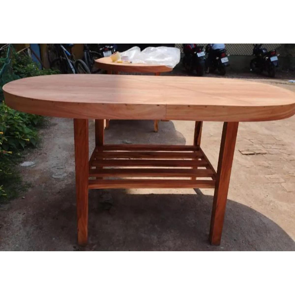 Daining table  mehgony  4/2.5 feet