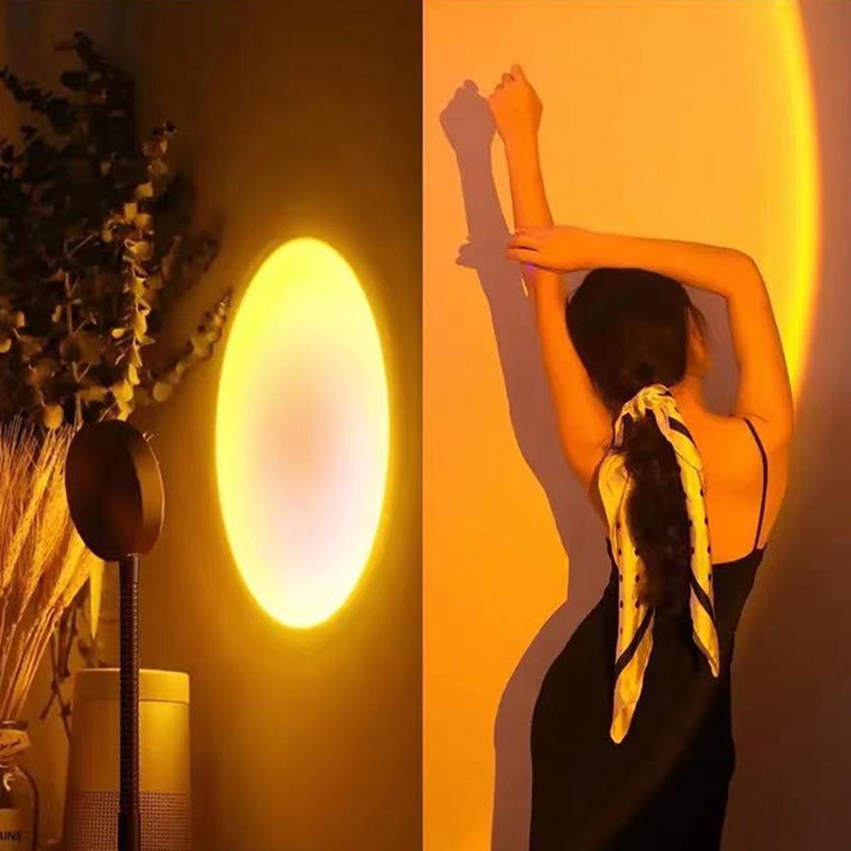 Poratble Adjustable USB Plug Sunset Light Romantic LED Round Sun Projection Colorful Spotlight. 