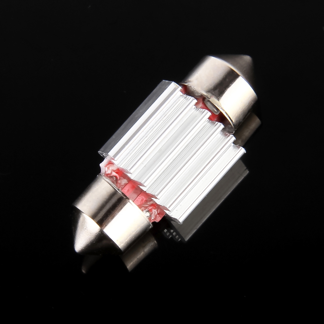 (New) 2 PCS 2W 100 LM 6000K 31MM 4 SMD-7020 LEDs Bicuspid Port Decoding Car Dome Lamp LED Reading Light, DC 12V(White Light). 