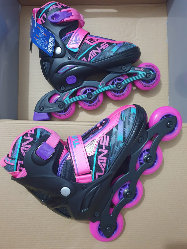 Roller skate shoes inline size  (L-39-42). 