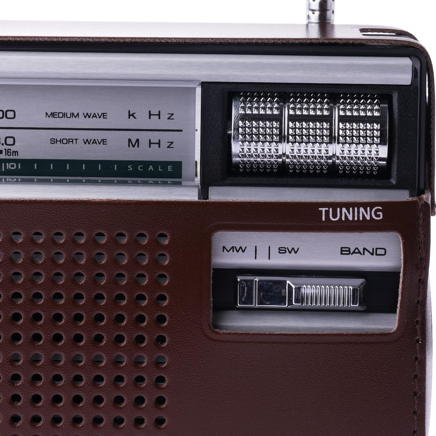 Panasonic R-218DD MW-SW 2-Band Portable Radio. 