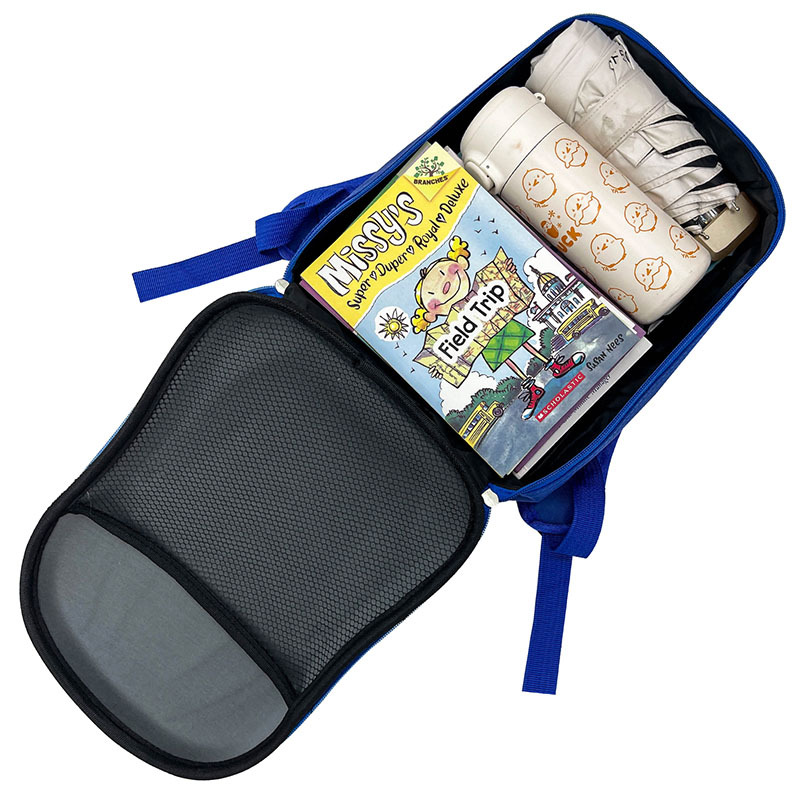 Cartoon car schoolbag, kindergarten baby backpack, cute children's backpack, cross-border foreign trade children's bag wholesale. 