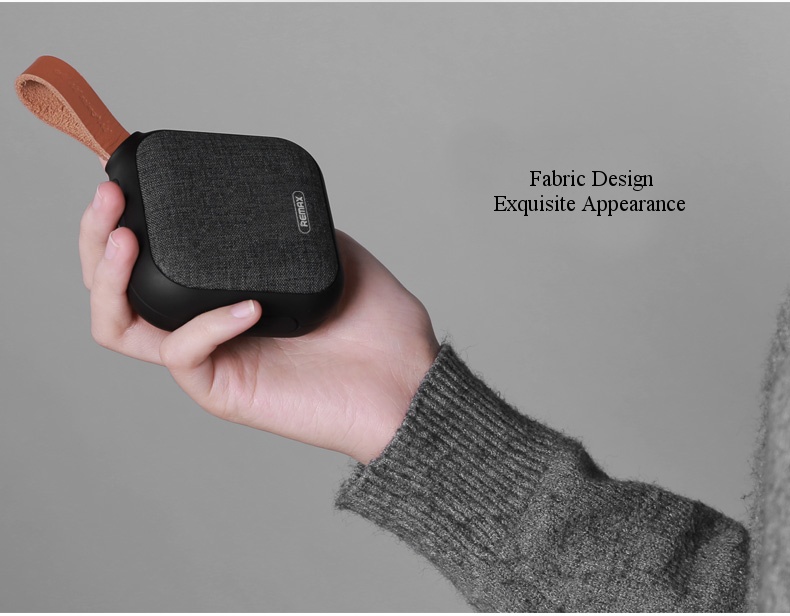 Remax RB-M15 Fabric Wireless Bluetooth Speaker. 